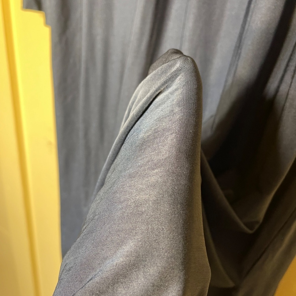 L'AGENCE Elegant Navy Long Sleeve Dress - Picture 5 of 8